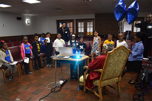 Career Day 353 20180411 2075881569