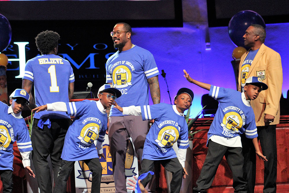 Graduation Image 112 20190531 1378736218