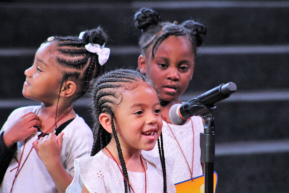 Graduation Image 147 20190531 1766443038