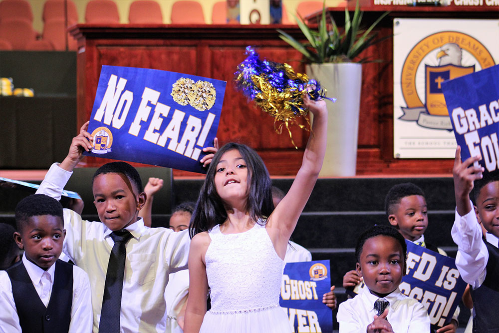 Graduation Image 165 20190531 1559973697