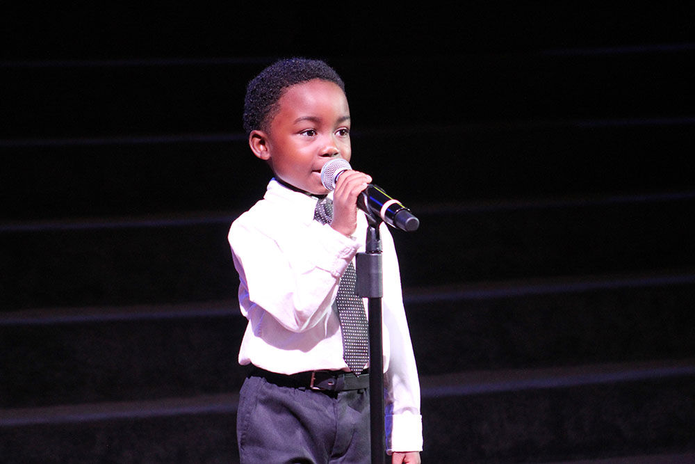 Graduation Image 171 20190531 1867115433