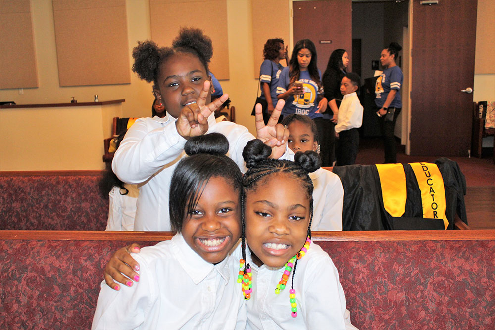 Graduation Image 209 20190531 1144446139