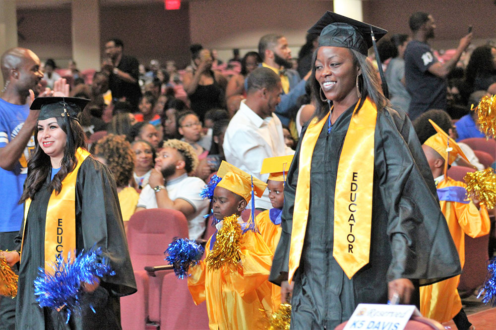 Graduation Image 93 20190531 1844502755