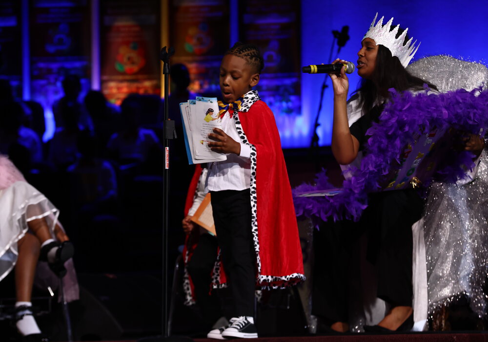 283073521 548114216684000 7553796576346619230 N